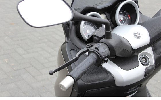 Gebrauchtmotorrad Yamaha X-Max 250 - Bild 13