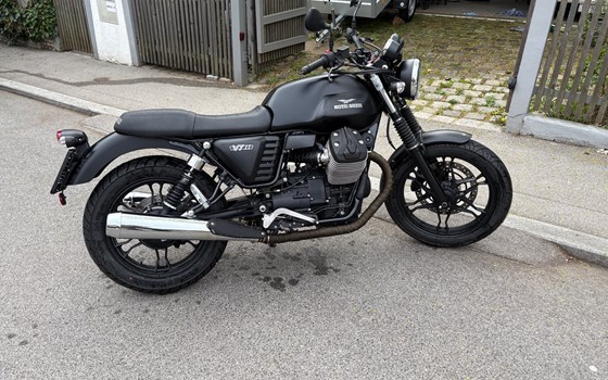 Gebrauchtmotorrad Moto Guzzi V7 II Stone - Bild 3