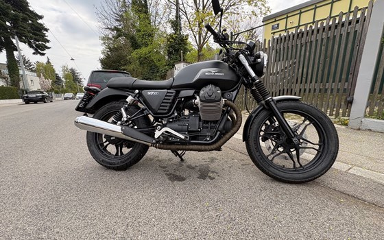 Gebrauchtmotorrad Moto Guzzi V7 II Stone - Bild 4