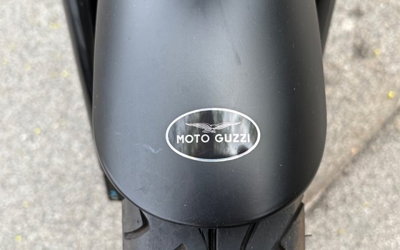Gebrauchtmotorrad Moto Guzzi V7 II Stone - Bild 9