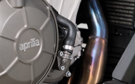 Gebrauchtmotorrad Aprilia Tuono 660 Factory - Bild 16