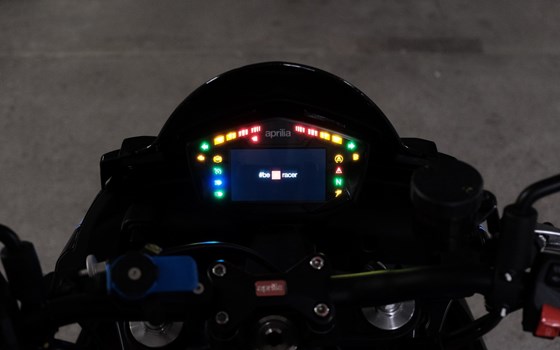 Gebrauchtmotorrad Aprilia Tuono 660 Factory - Bild 6