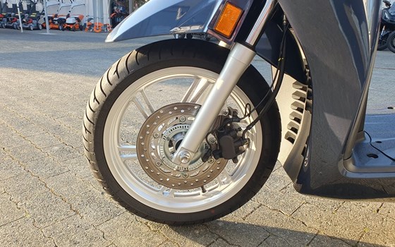 Gebrauchtmotorrad Honda SH350i - Bild 13