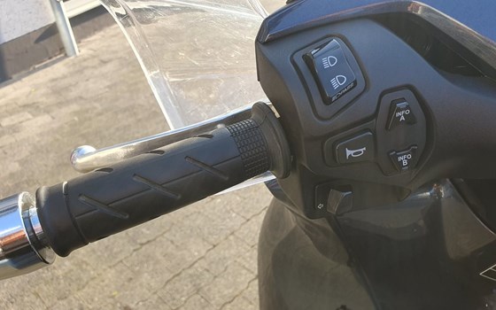 Gebrauchtmotorrad Honda SH350i - Bild 19