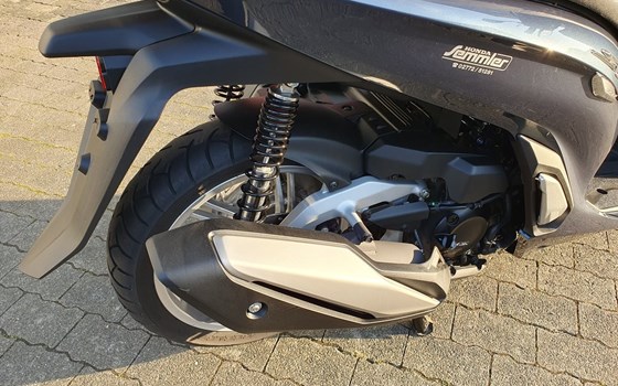 Gebrauchtmotorrad Honda SH350i - Bild 3