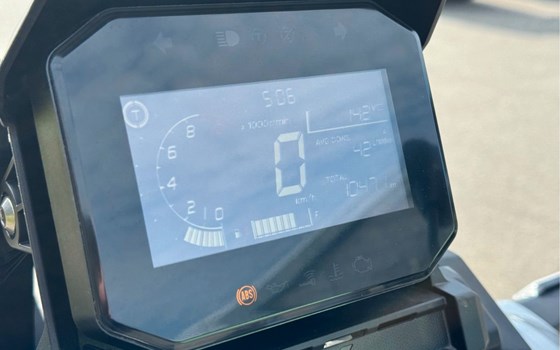 Gebrauchtmotorrad Honda ADV350 - Bild 8