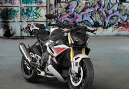Neumotorrad BMW S 1000 R