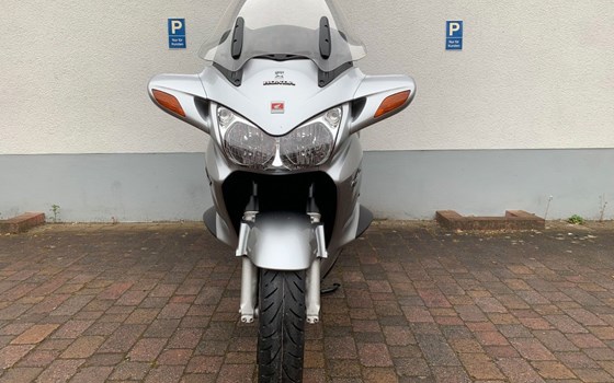 Gebrauchtmotorrad Honda ST 1300 Pan-European - Bild 2