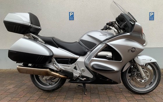 Gebrauchtmotorrad Honda ST 1300 Pan-European - Bild 3