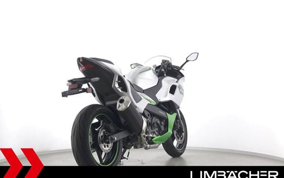 Gebrauchtmotorrad Kawasaki Ninja 7 Hybrid - Bild 8