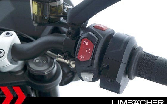 Gebrauchtmotorrad Triumph Street Triple 765 R - Bild 21