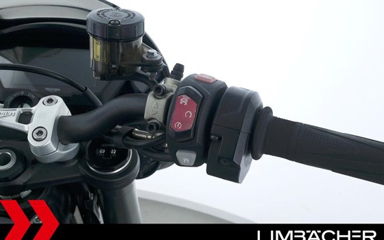 Gebrauchtmotorrad Triumph Street Triple 765 RS - Bild 21