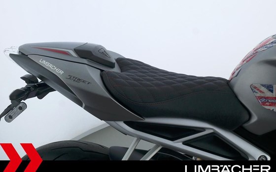 Gebrauchtmotorrad Triumph Street Triple 765 RS - Bild 24