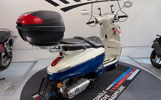 Gebrauchtmotorrad Peugeot Django 150 Allure - Bild 6