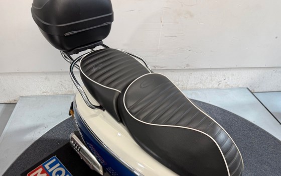 Gebrauchtmotorrad Peugeot Django 150 Allure - Bild 8