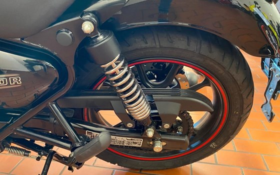 Gebrauchtmotorrad Royal Enfield Meteor 350 Stellar - Bild 7