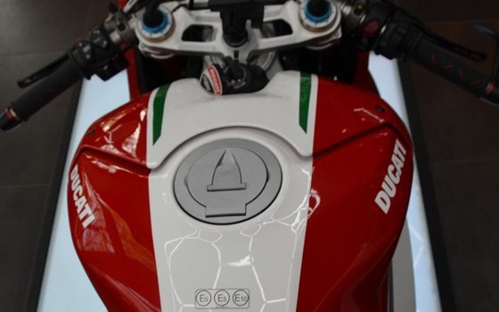 Gebrauchtmotorrad Ducati Panigale V4 Speciale - Bild 11