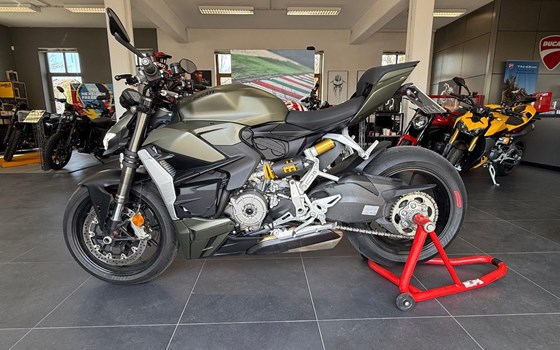 Gebrauchtmotorrad Ducati Streetfighter V2 - Bild 1