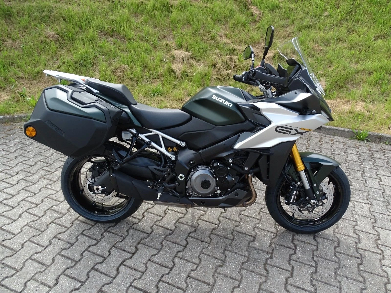 Suzuki GSX-S1000GX