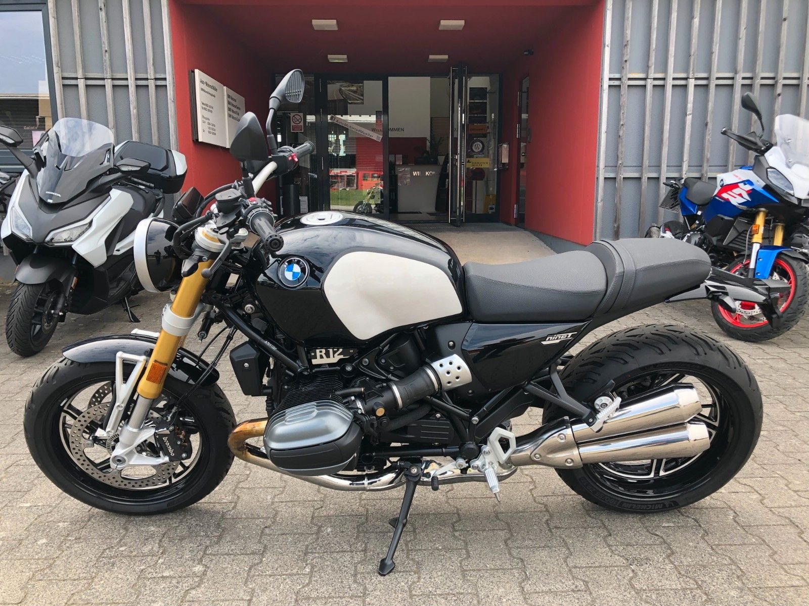 BMW R 12 nineT