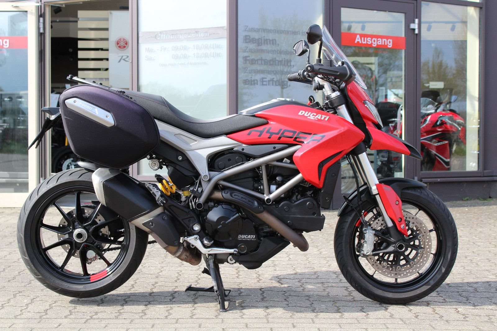 Ducati Hyperstrada
