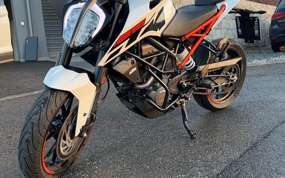 Gebrauchtmotorrad KTM 125 Duke - Bild 1