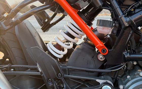 Gebrauchtmotorrad KTM 125 Duke - Bild 7