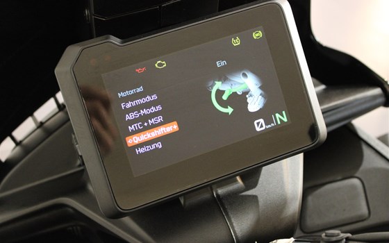 Gebrauchtmotorrad KTM 890 SMT - Bild 18