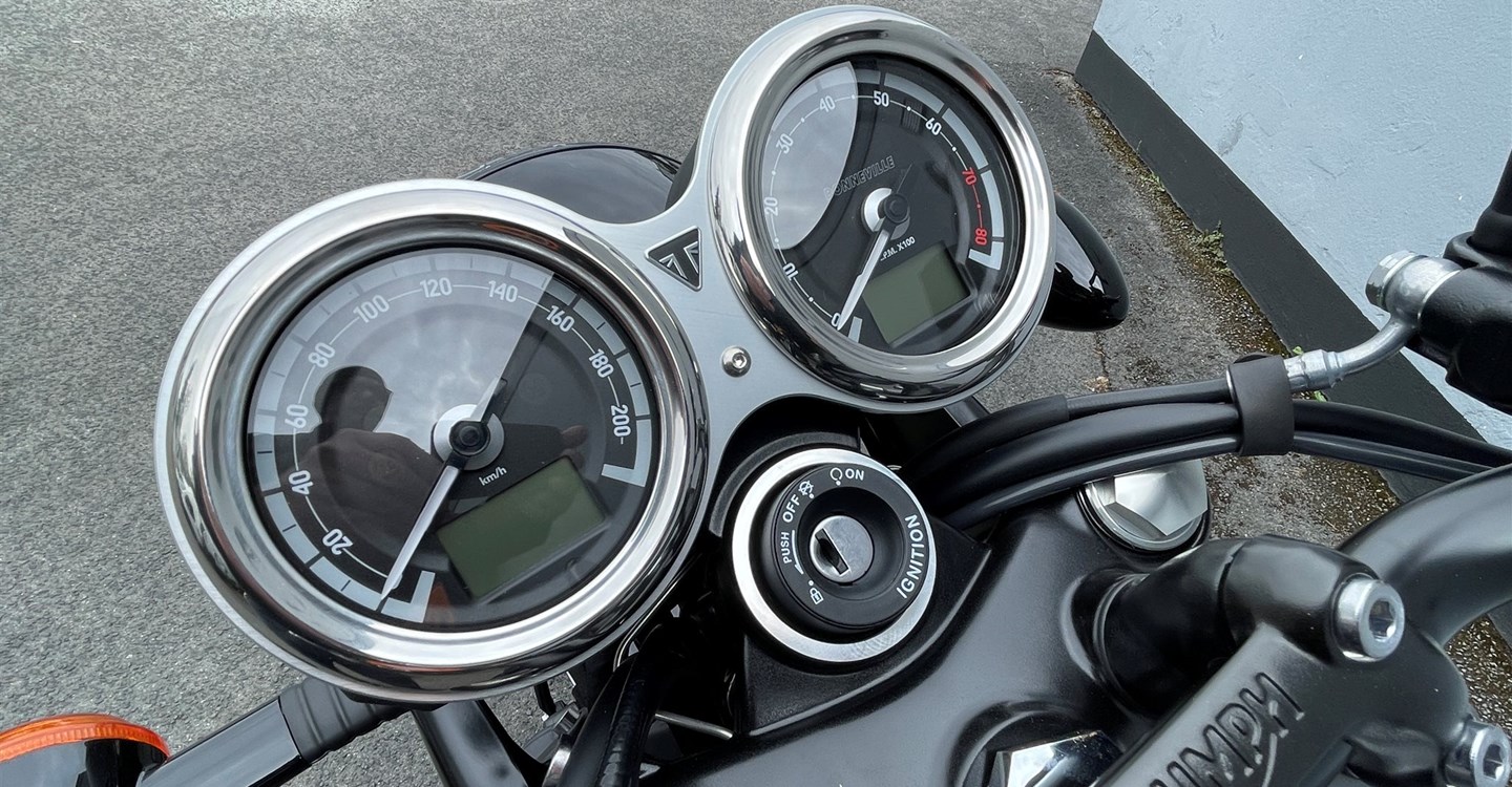 Angebot Triumph Bonneville T120 Black