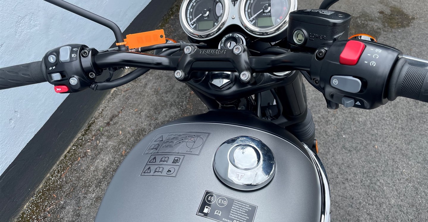 Angebot Triumph Bonneville T120 Black