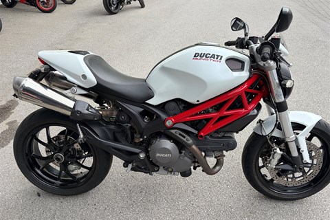 Ducati Monster