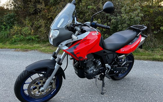 Gebrauchtmotorrad Aprilia Pegaso 650 Strada - Bild 4