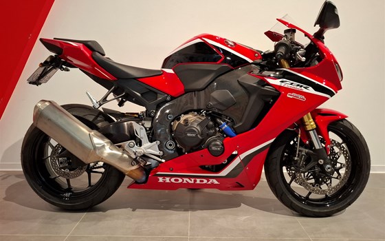 Gebrauchtmotorrad Honda CBR1000RR Fireblade - Bild 10