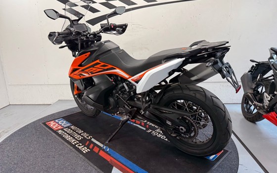 Gebrauchtmotorrad KTM 790 Adventure - Bild 2