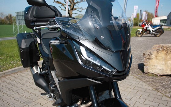 Gebrauchtmotorrad Honda NT1100 DCT - Bild 8