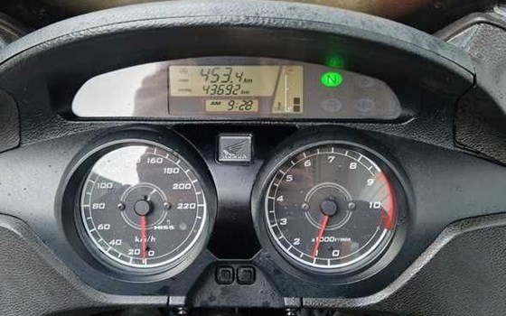 Gebrauchtmotorrad Honda XL 1000 V Varadero - Bild 3