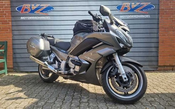 Gebrauchtmotorrad Yamaha FJR 1300 - Bild 2