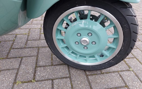 Neufahrzeug Vespa Primavera 125 S - Bild 6