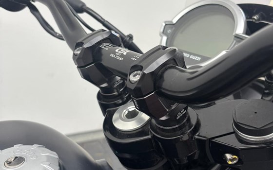 Gebrauchtmotorrad Moto Guzzi V9 Bobber - Bild 7