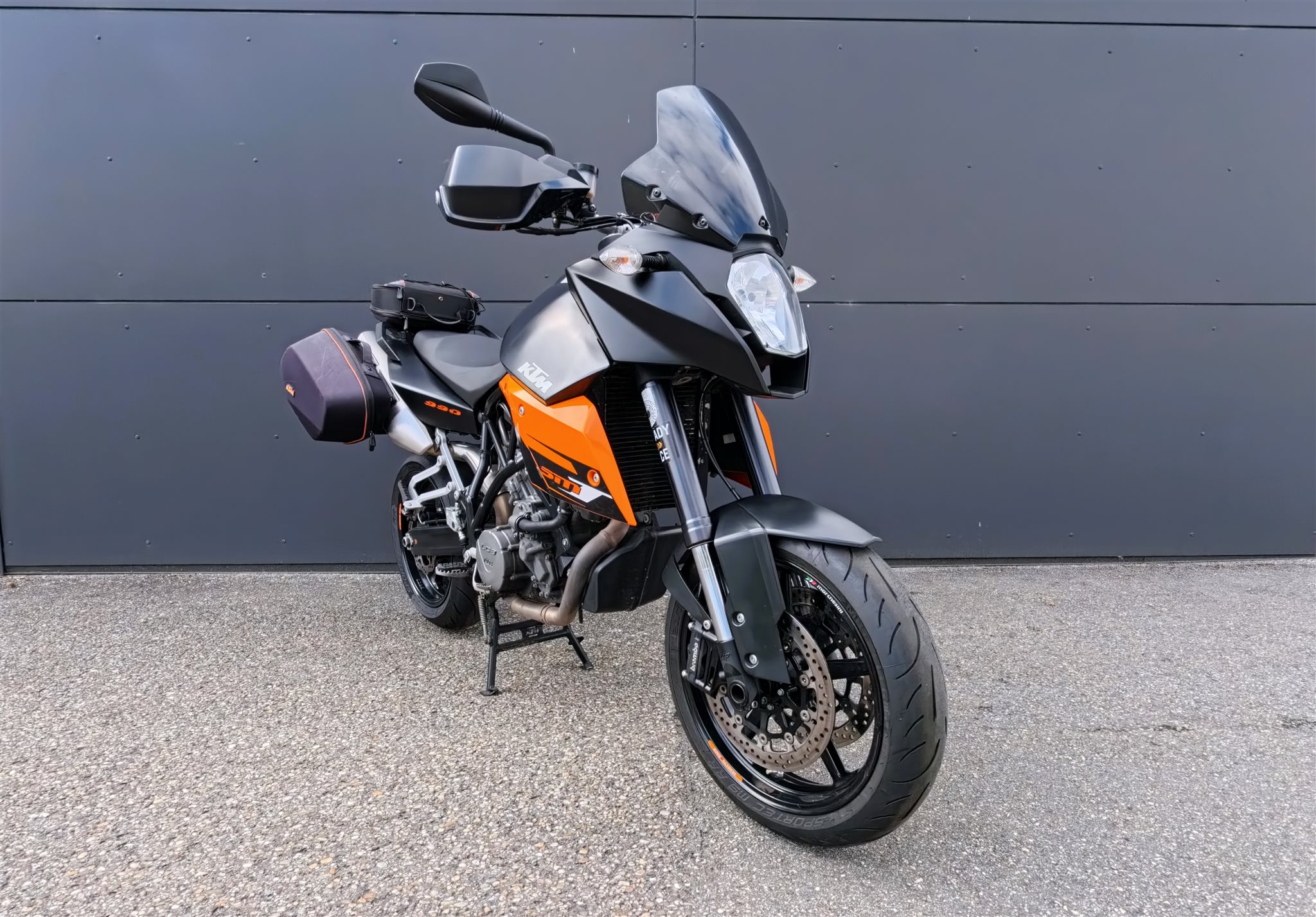KTM 990 Supermoto T 