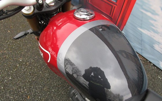 Gebrauchtmotorrad Triumph Speed 400 - Bild 4