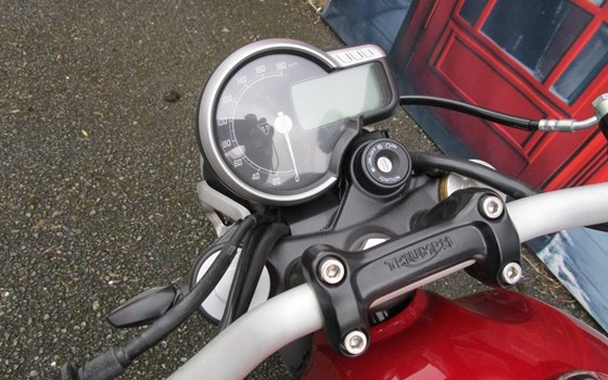 Gebrauchtmotorrad Triumph Speed 400 - Bild 5