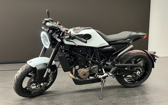 Gebrauchtmotorrad Husqvarna Vitpilen 701 - Bild 12