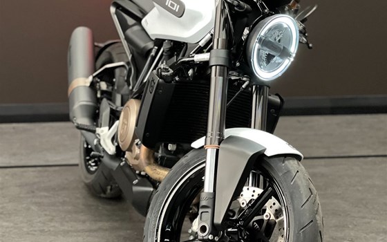 Gebrauchtmotorrad Husqvarna Vitpilen 701 - Bild 14