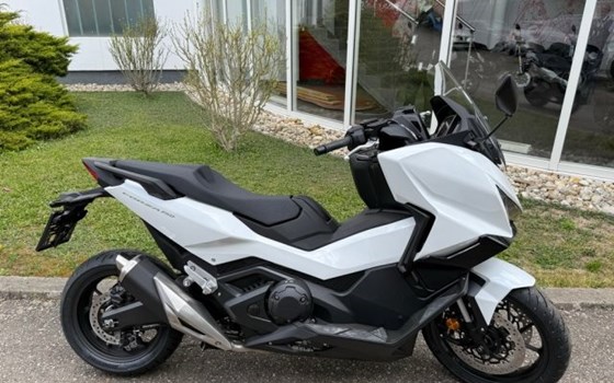 Neufahrzeug Honda Forza 750 - Bild 1