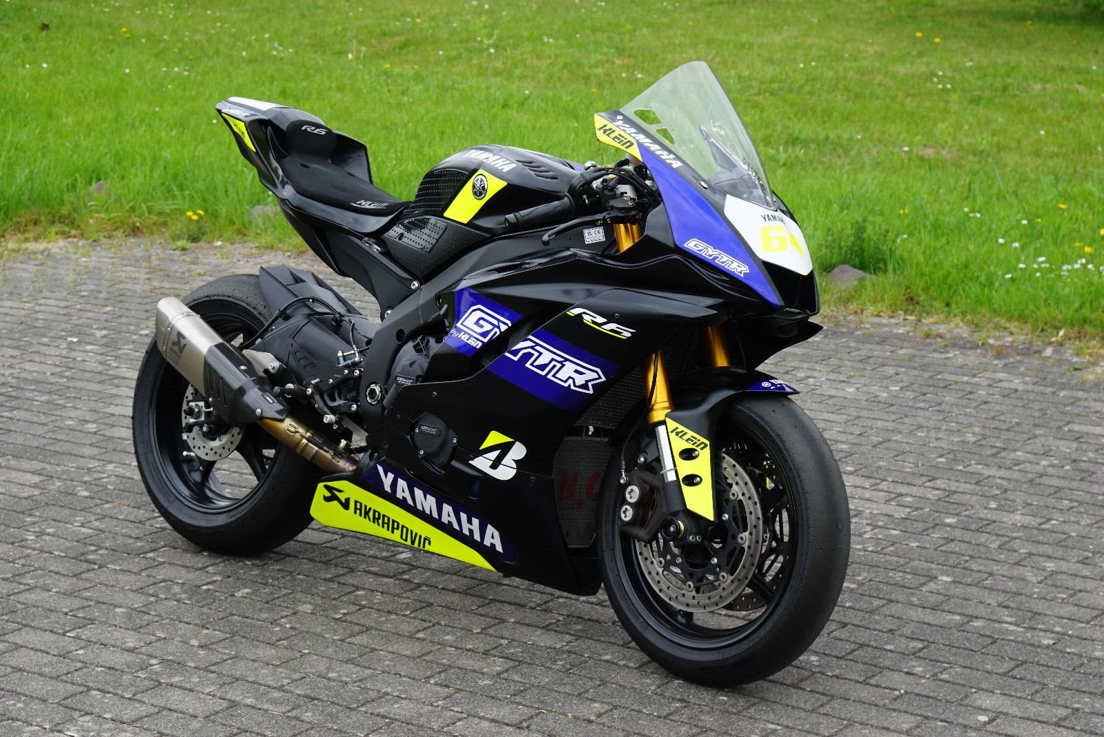 Yamaha R6 RACE
