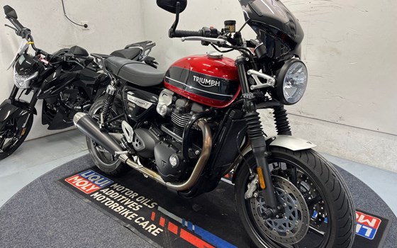 Gebrauchtmotorrad Triumph Speed Twin 1200 - Bild 12