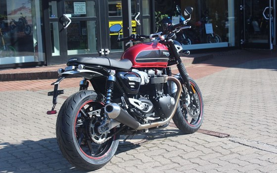 Gebrauchtmotorrad Triumph Speed Twin 1200 - Bild 3