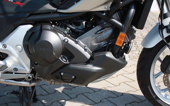 Gebrauchtmotorrad Honda NC750X DCT - Bild 11