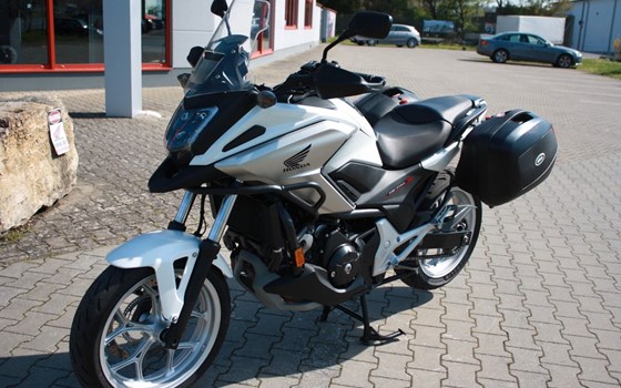 Gebrauchtmotorrad Honda NC750X DCT - Bild 3